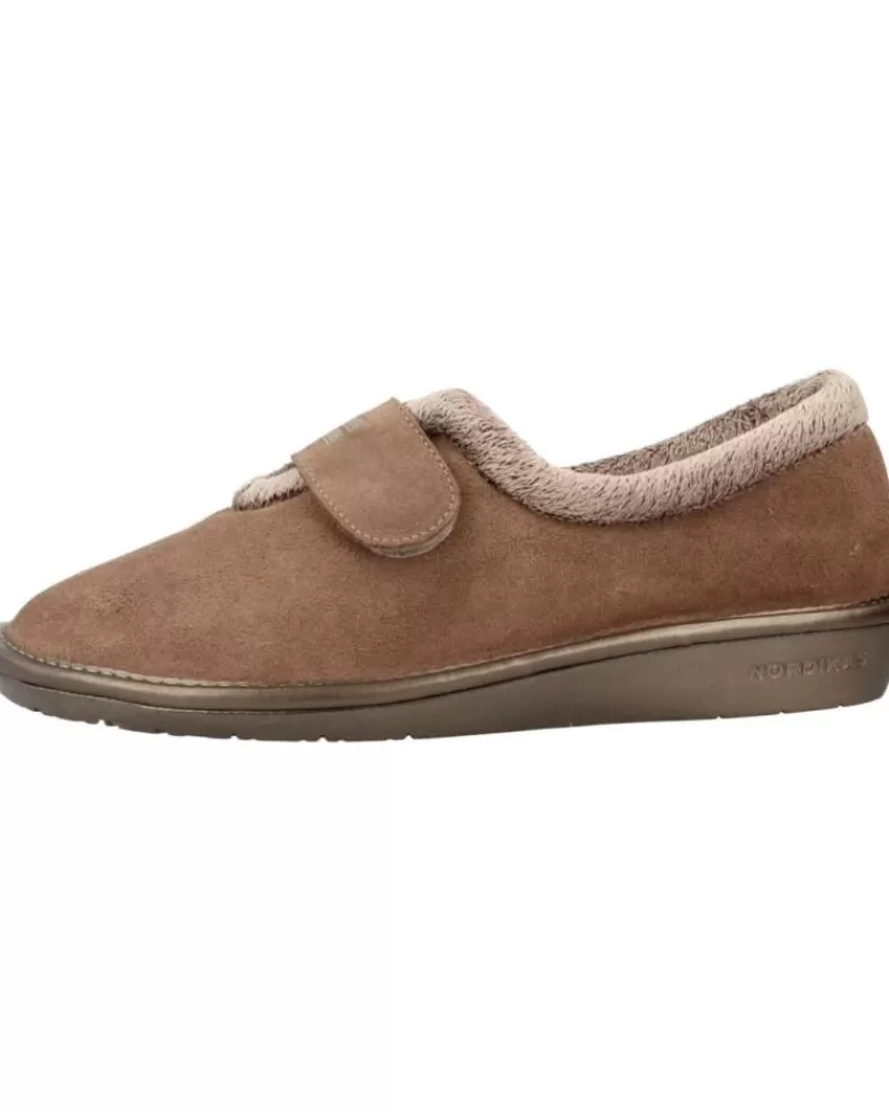 Woman NORDIKAS Woman House Slipers Top Line Marron